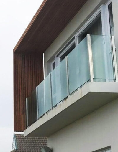 Stainless steel and glass balustrade